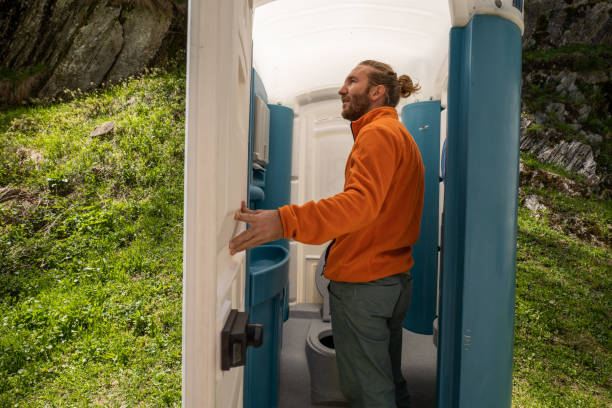 Portable bathroom rental in El Cerro Mission, NM